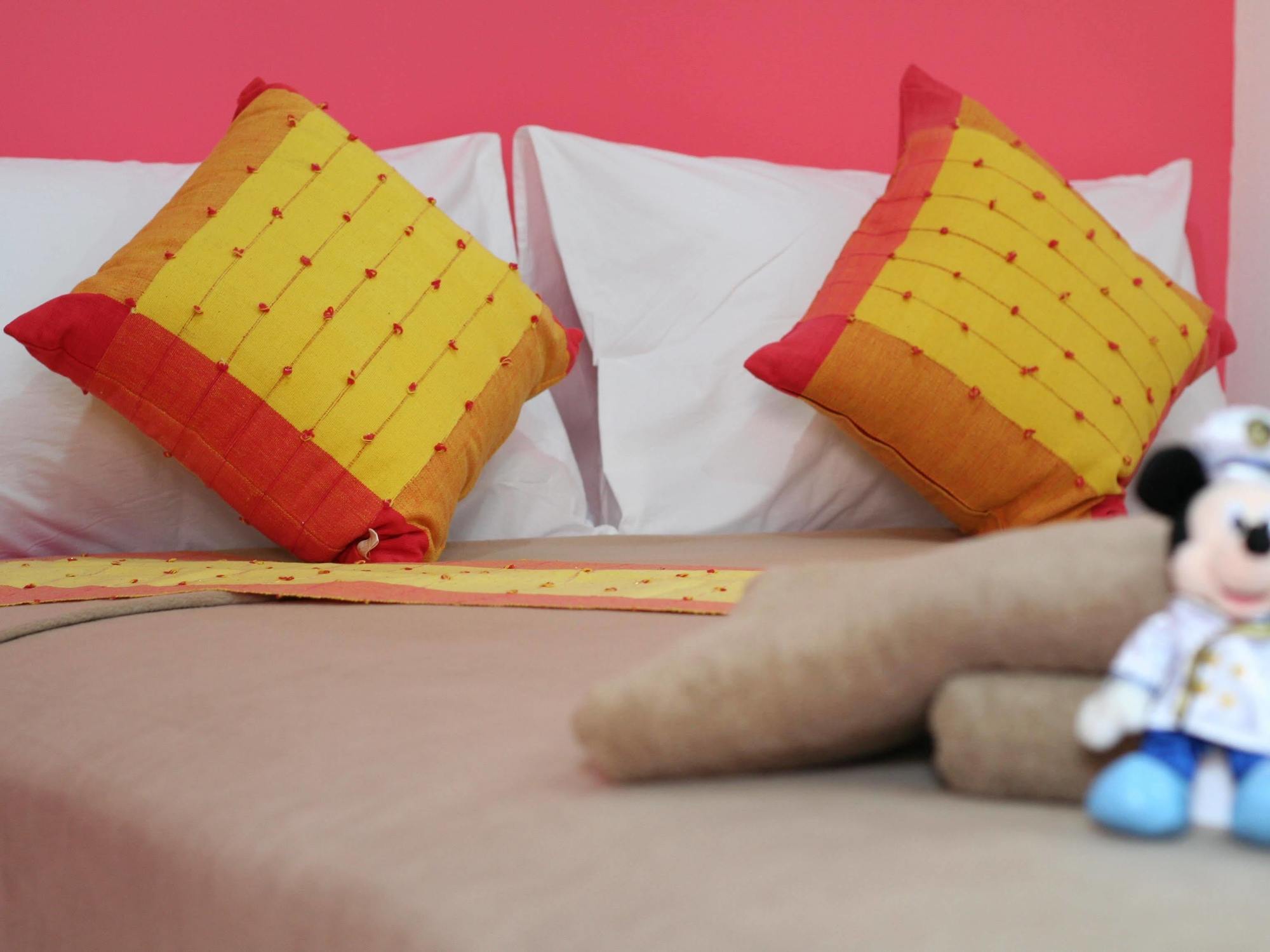 Mania Guesthouse Тау Экстерьер фото