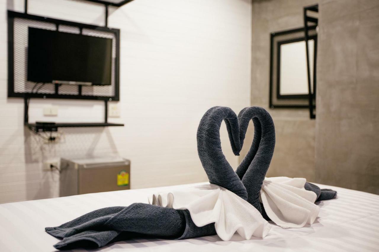 Mania Guesthouse Тау Экстерьер фото