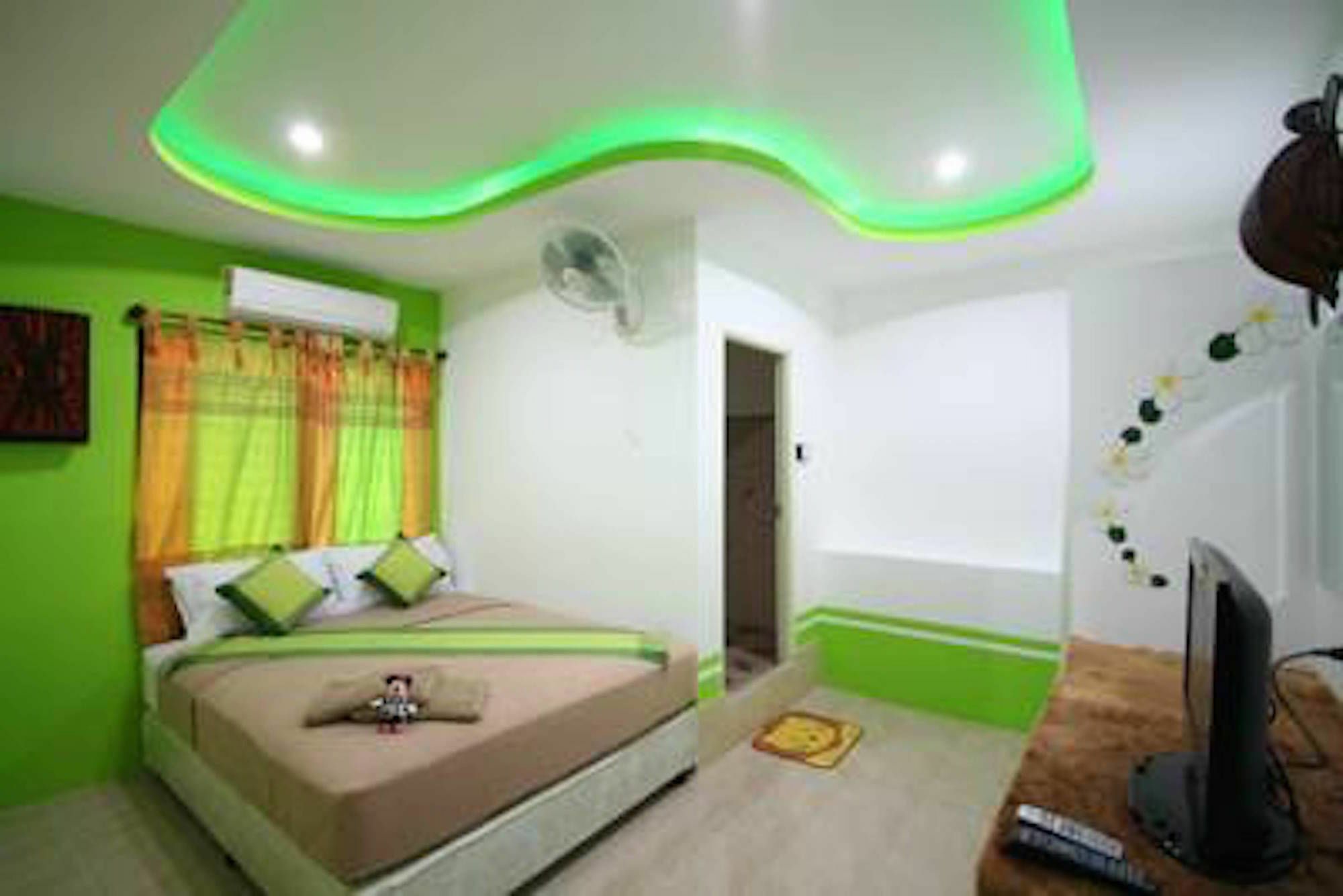 Mania Guesthouse Тау Экстерьер фото